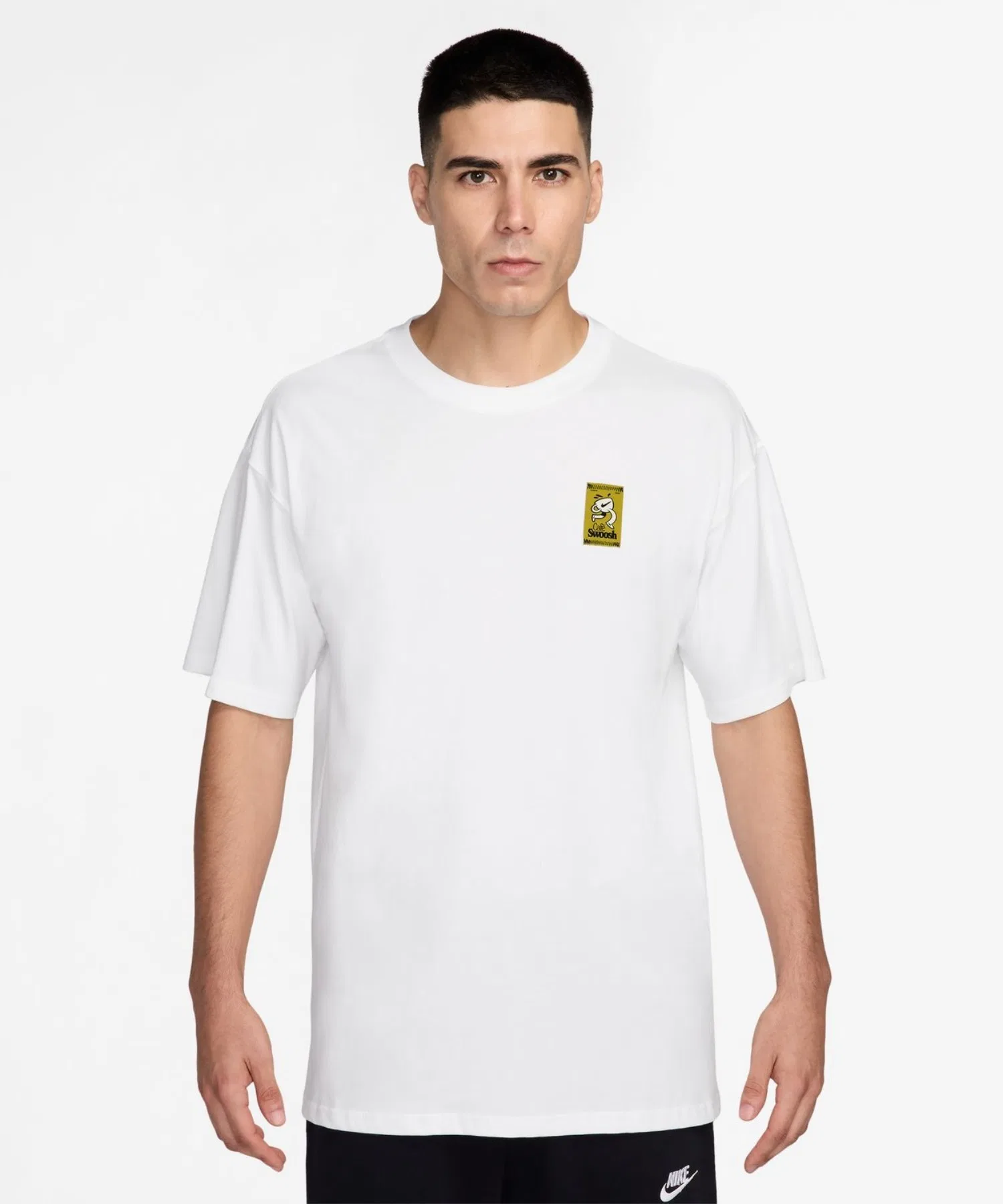Мужская футболка NIKE NSW LSE CAFE SWOOSH с логотипом белая