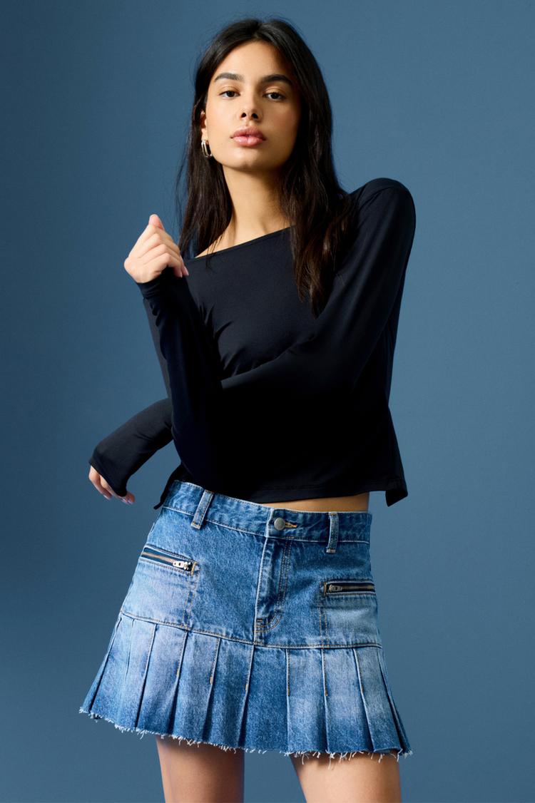

Джинсовая мини-юбка с защипами Pull And Bear, синий