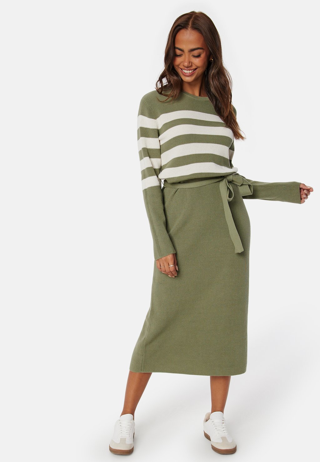 

Платье-джемпер STRIPED O-NECK KNITTED DRESS - Maxi dress Bubbleroom, зеленый