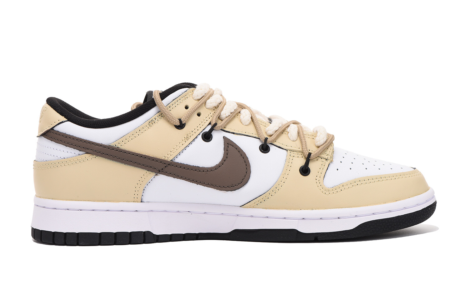 

Кроссовки Nike Dunk Skateboard Shoes Women's Low-Top Almond