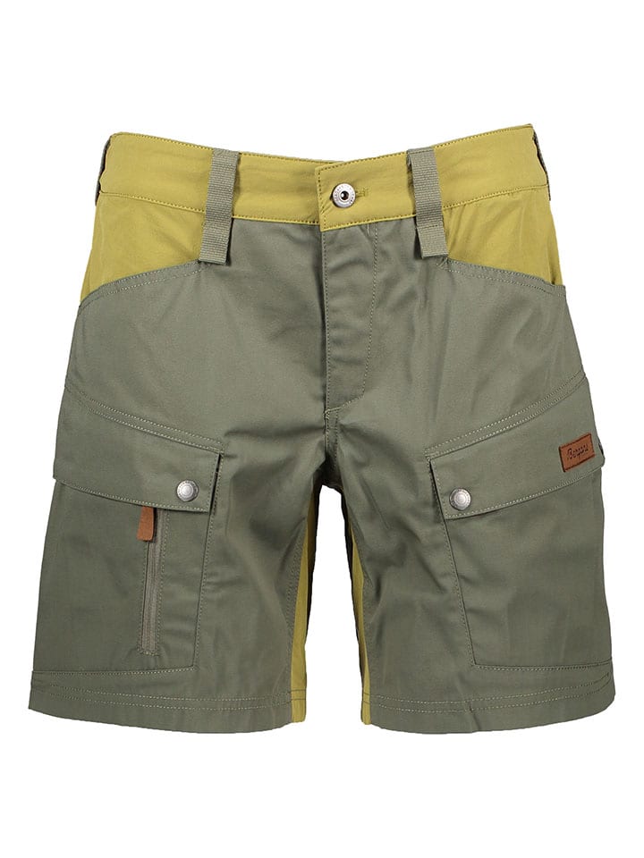 

Функциональные шорты Фавор цвета хаки/светло-зеленый Bergans