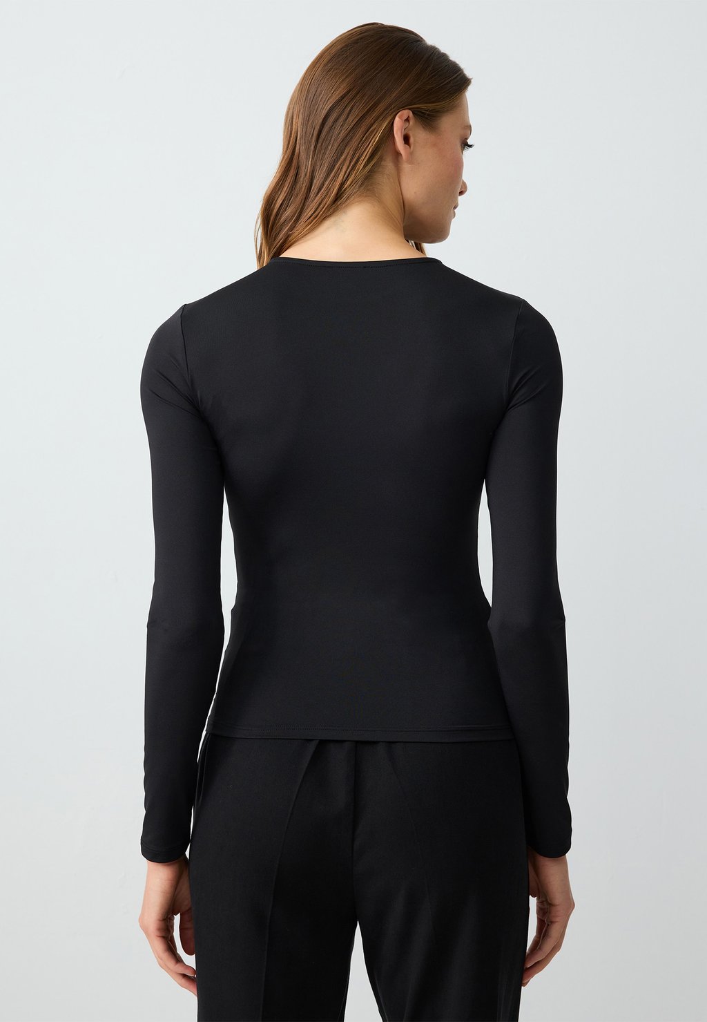 

Топ с длинными рукавами STONE SLIM FIT CREW-NECK Jimmy Key, черный