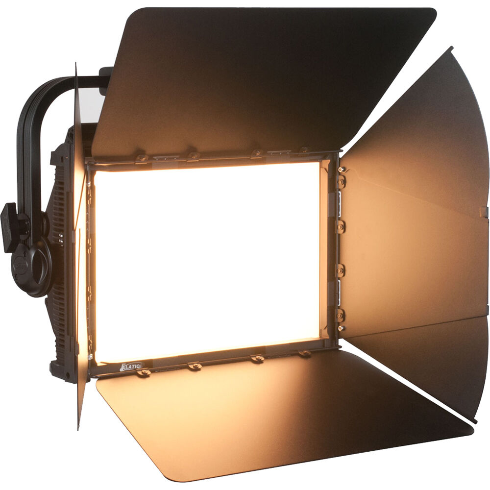 

Светодиодный светильник Elation Professional KL Panel 6-в-1