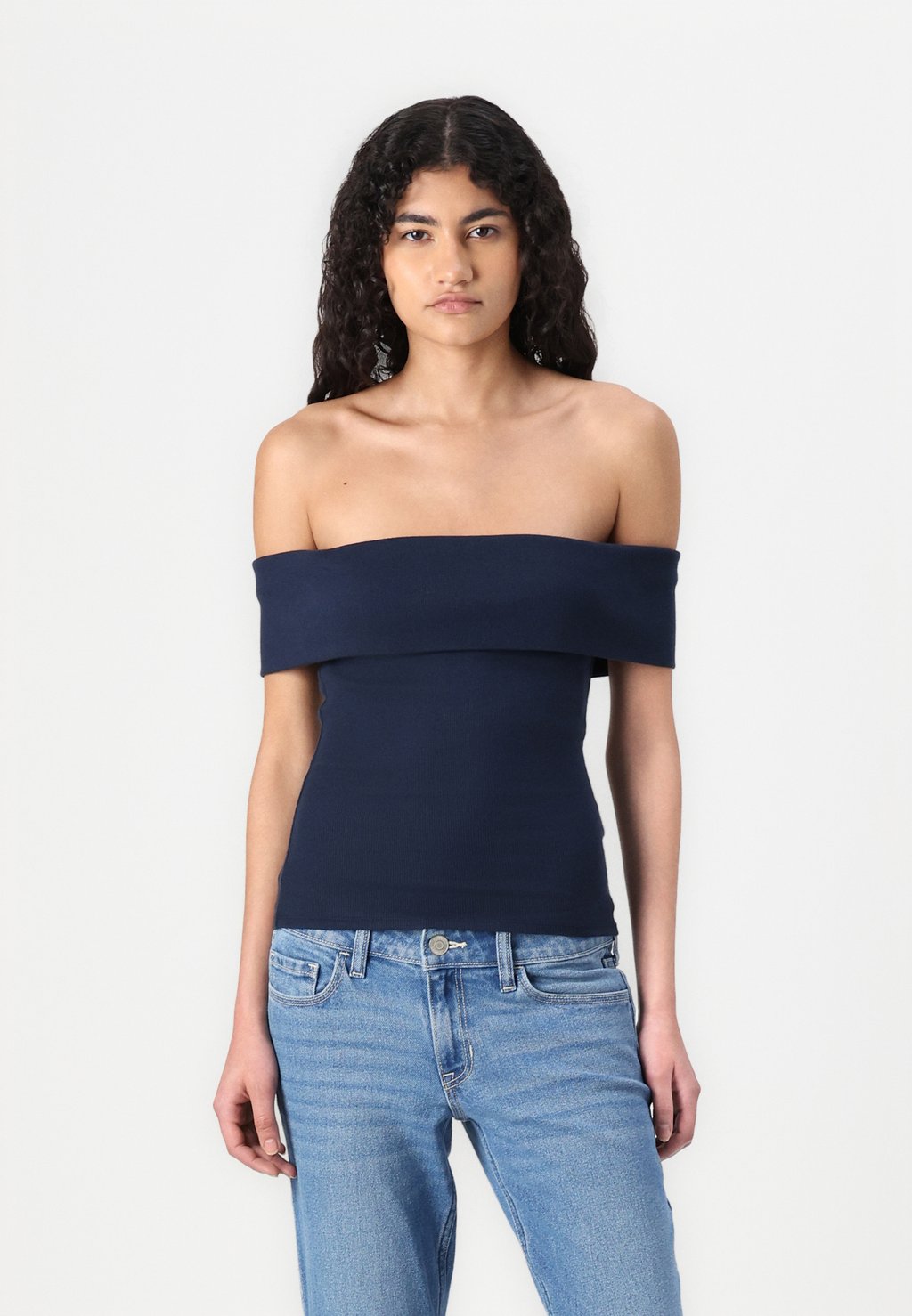 

Футболка с принтом Hollister Co., темно-синий
