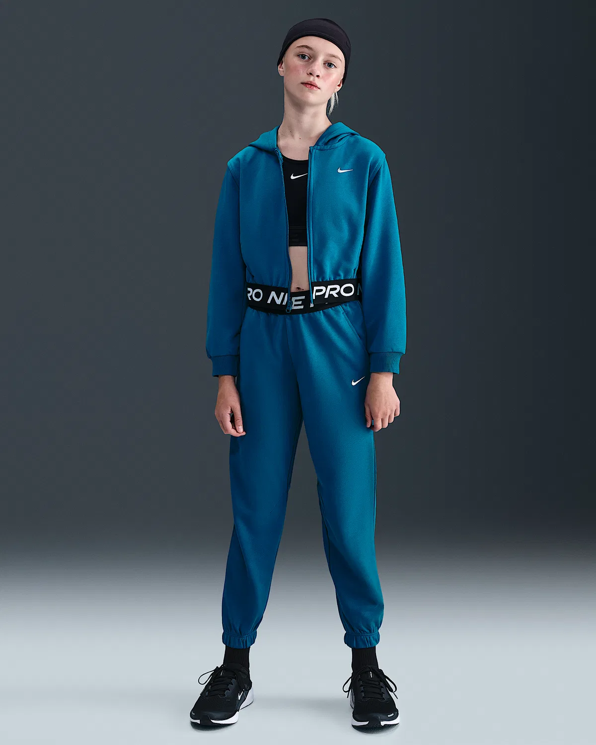 Детская (девичья) флисовая кофта Nike Pro Fleece Dri-FIT на молнии, Green Abyss/Green Abyss/Black/White — фото 4