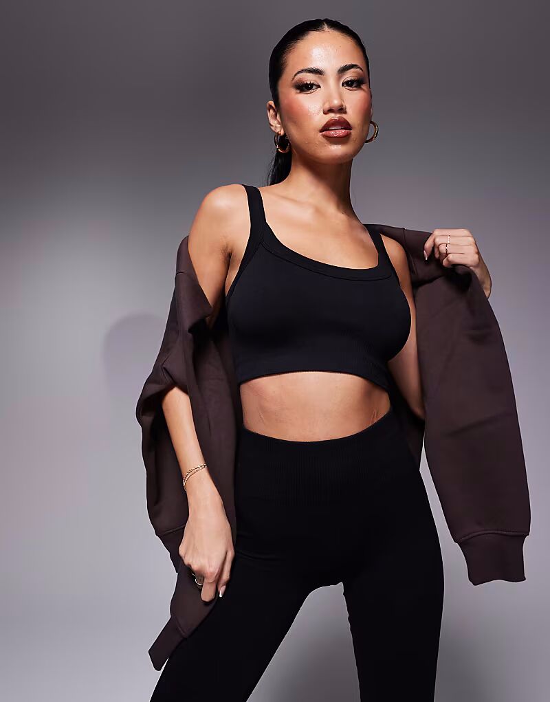 

Бесшовный спортивный бюстгальтер средней поддержки, моделирующий грудь, черный цвет 4505