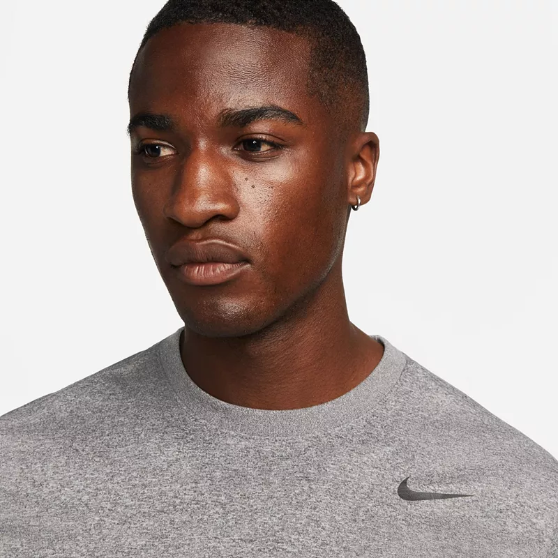 Мужская футболка для фитнеса Nike Dri-FIT Legend, цвет Midnight Fog — фото 3