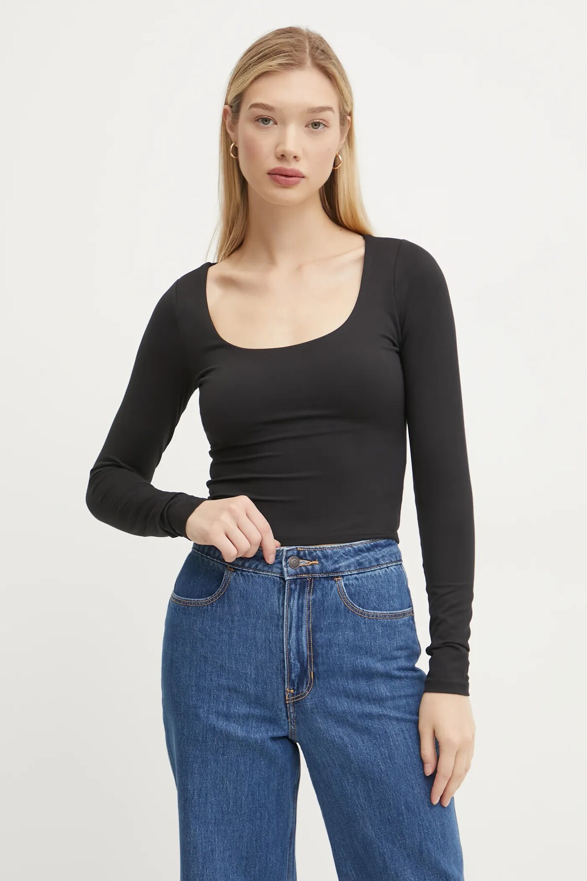 

Длинный рукав Hollister Co., черный