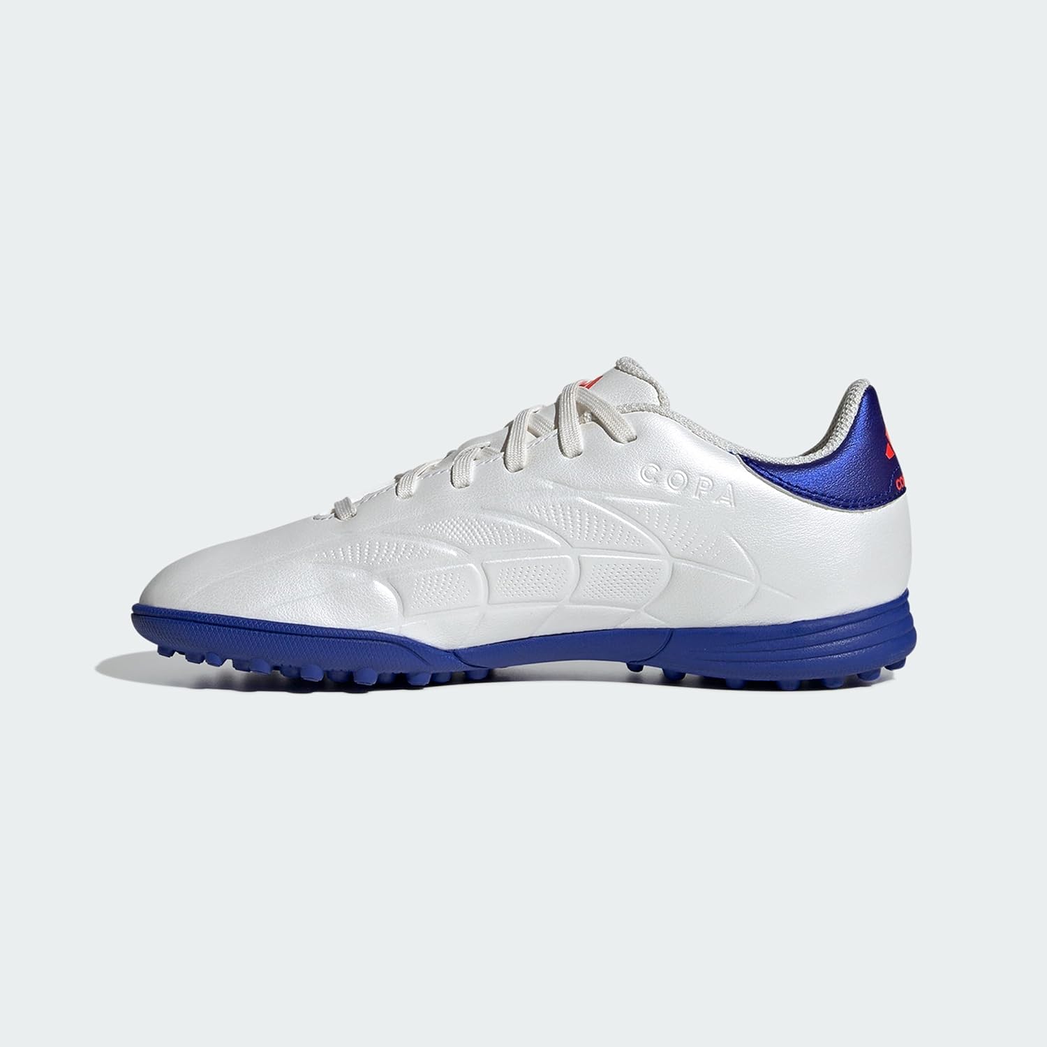 Детские кроссовки Adidas Copa Pure 2 League Turf (унисекс), белый/красный/голубой — фото 2