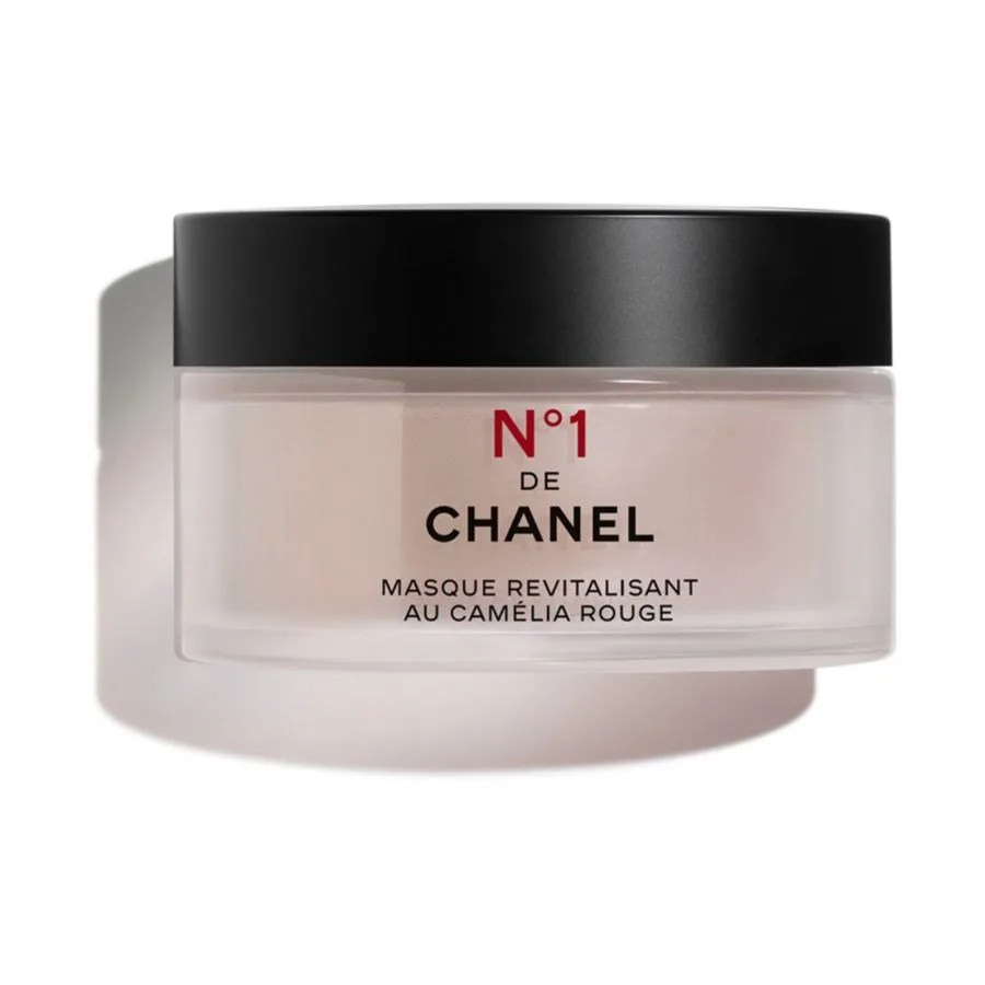 CHANEL Отшелушивает - Выравнивает тон - Разглаживает
