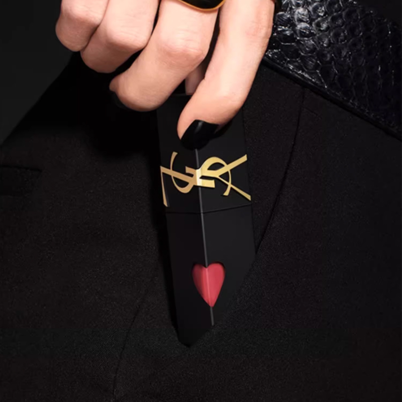 SAINT LAURENT Twilight Daybreak Velvet Matte Black Tube жидкая матовая помада матовый стойкий цвет 5,5 мл — фото 3