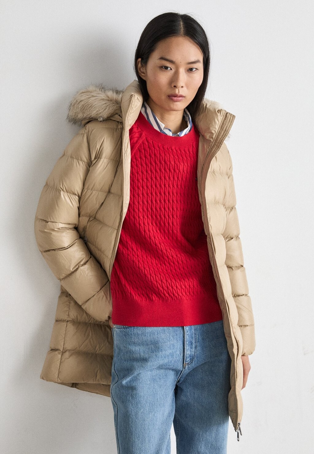 

Пуховое пальто GLOSS Tommy Hilfiger, бежевый