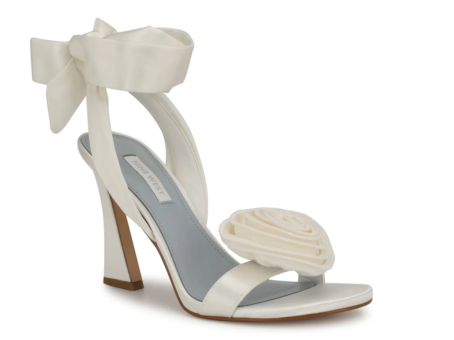 

Сандалии Krave Sandal Nine West, белый