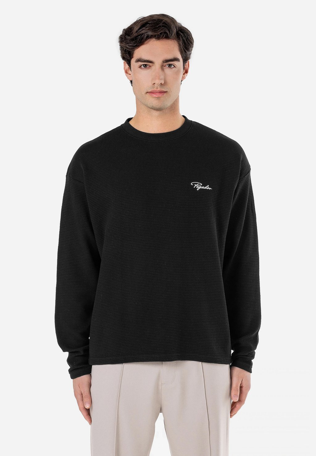 

Лонгслив SIGNAR OVERSIZED WAFFLE LONGSLEEVE Pegador, черный