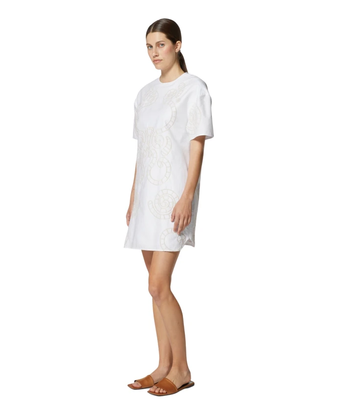 

Короткое платье с контрастной декоративной вышивкой Silvian Heach, белый