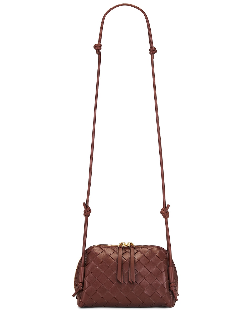 

Сумка Concert Pouch Bottega Veneta, Sapele & Gold