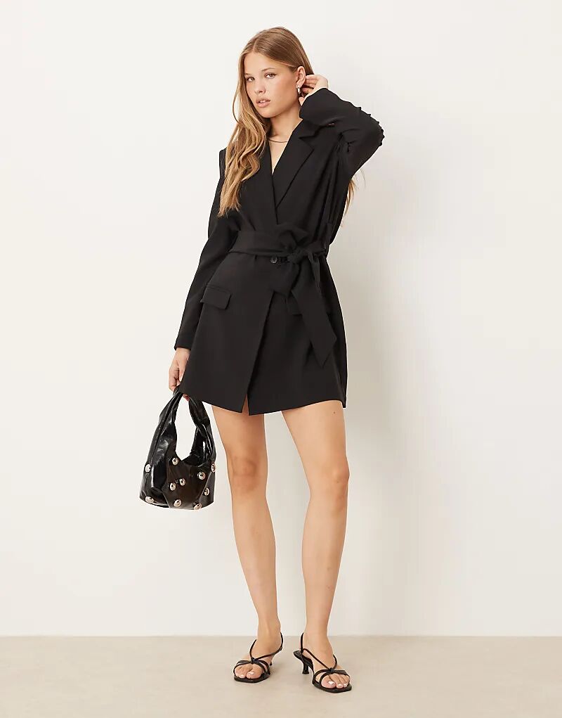 

Мини-платье Pretty Lavish с завязкой на талии, черное