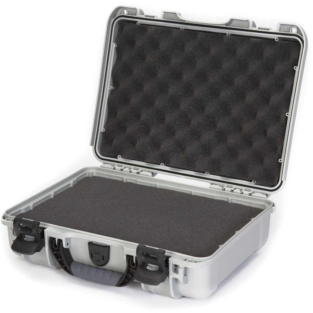 

Жесткий чехол Nanuk 910 с пеной (серебристый)
