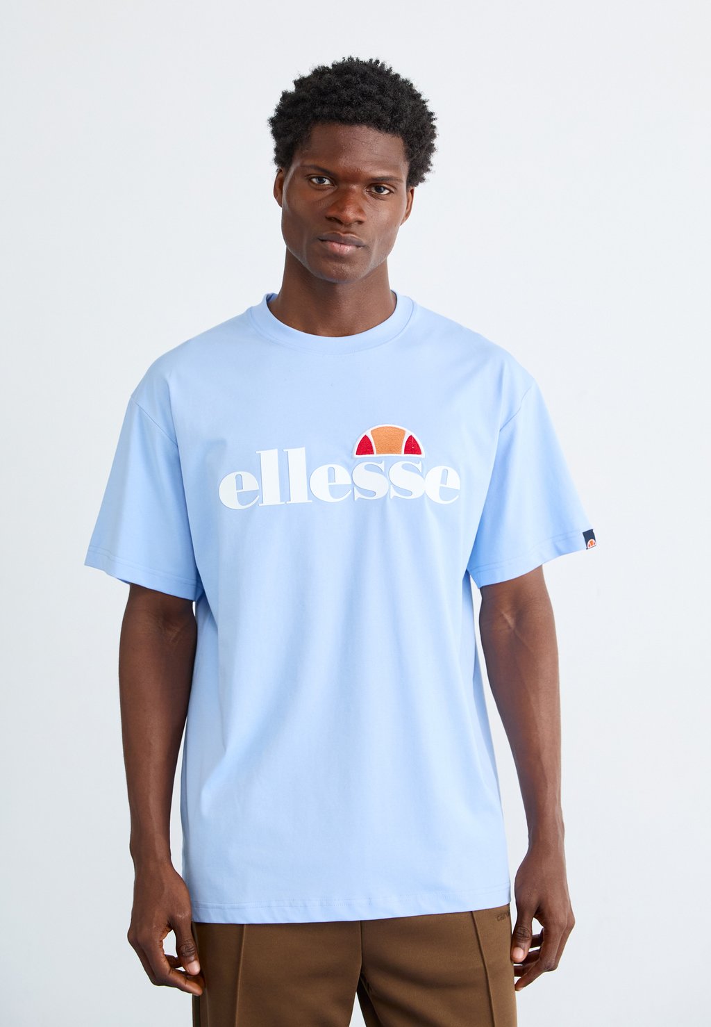 

Футболка с принтом EMSSEO Ellesse, светло-голубой