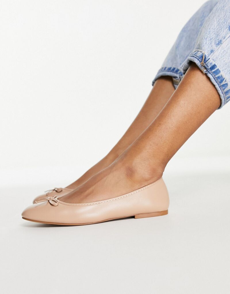 

Бежевые круглые балетки ASOS DESIGN Locus