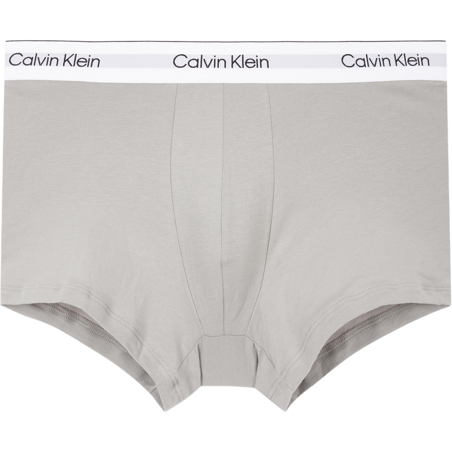 Мужские трусы 3 штуки Calvin Klein, черный/голубой/серо-белый — фото 3