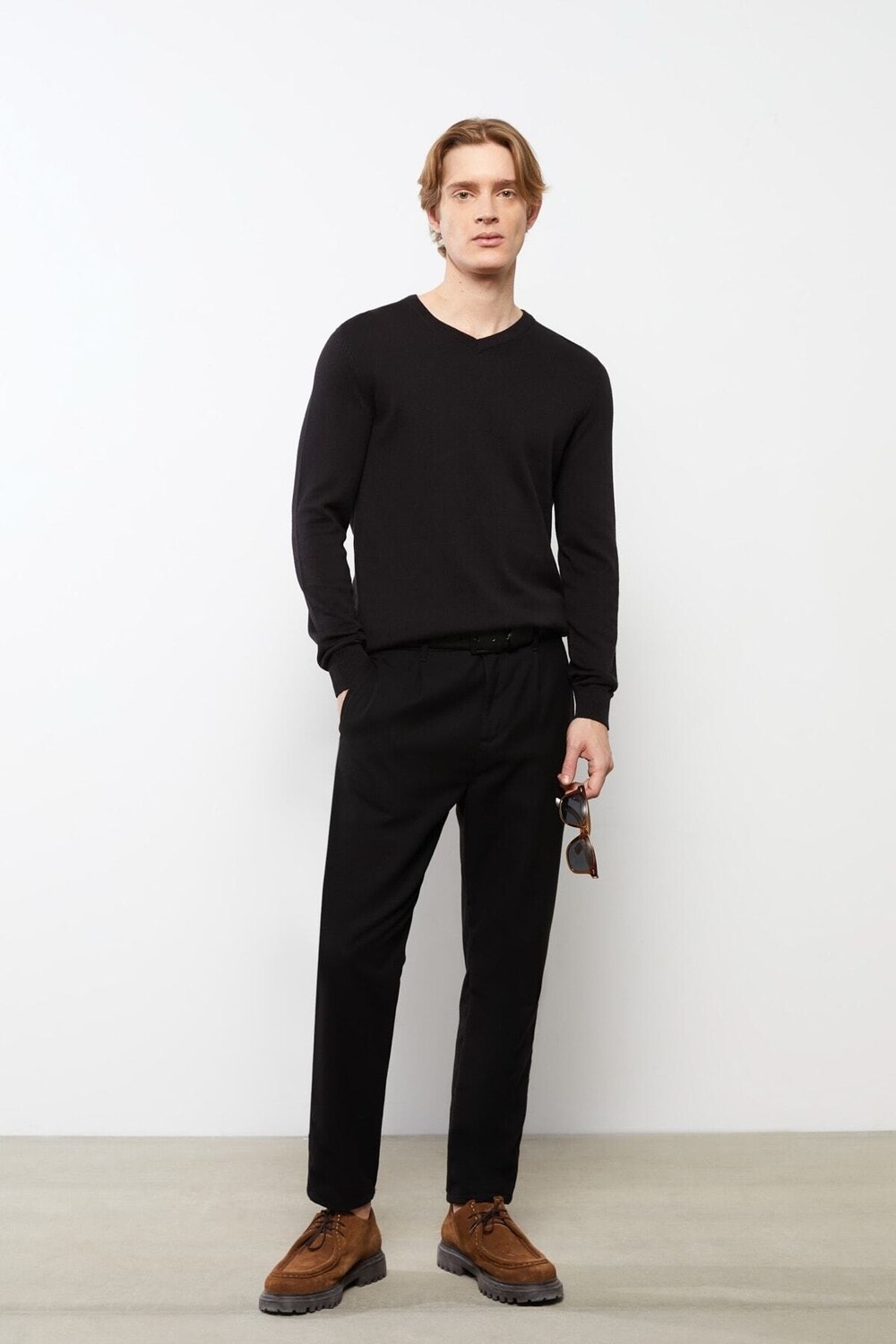 

Свитер - Черный - Классический крой LC Waikiki, черный