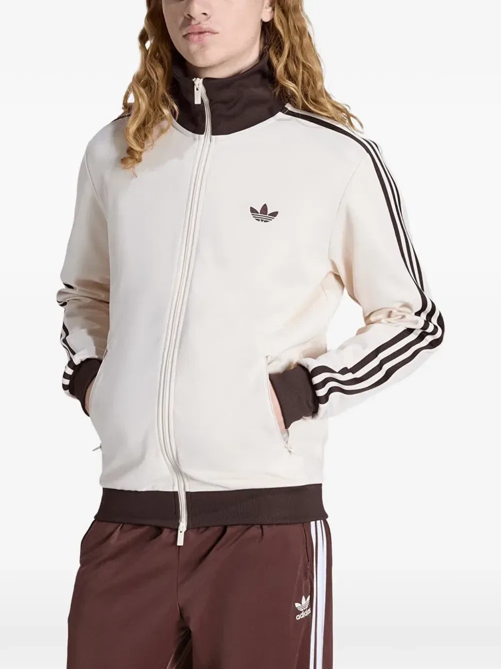 Спортивная куртка на молнии с вышитым логотипом Adidas, бежевый