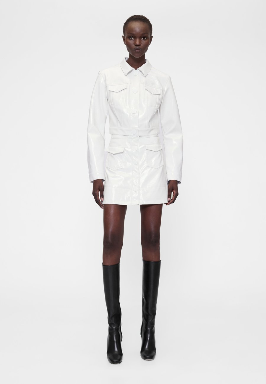 

Юбка GAP GAPSTUDIO VEGAN PATENT LEATHER MINI SKIRT, Antique White/White