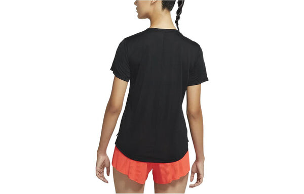 Футболка (WMNS) Nike Solid Color Chest Logo Printing Round Neck Short Sleeve Black T-Shirt, черный — фото 2