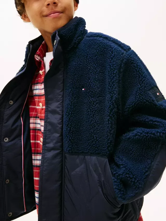 Детская свободная куртка-бомбер Тедди, темно-синяя Tommy Hilfiger — фото 4