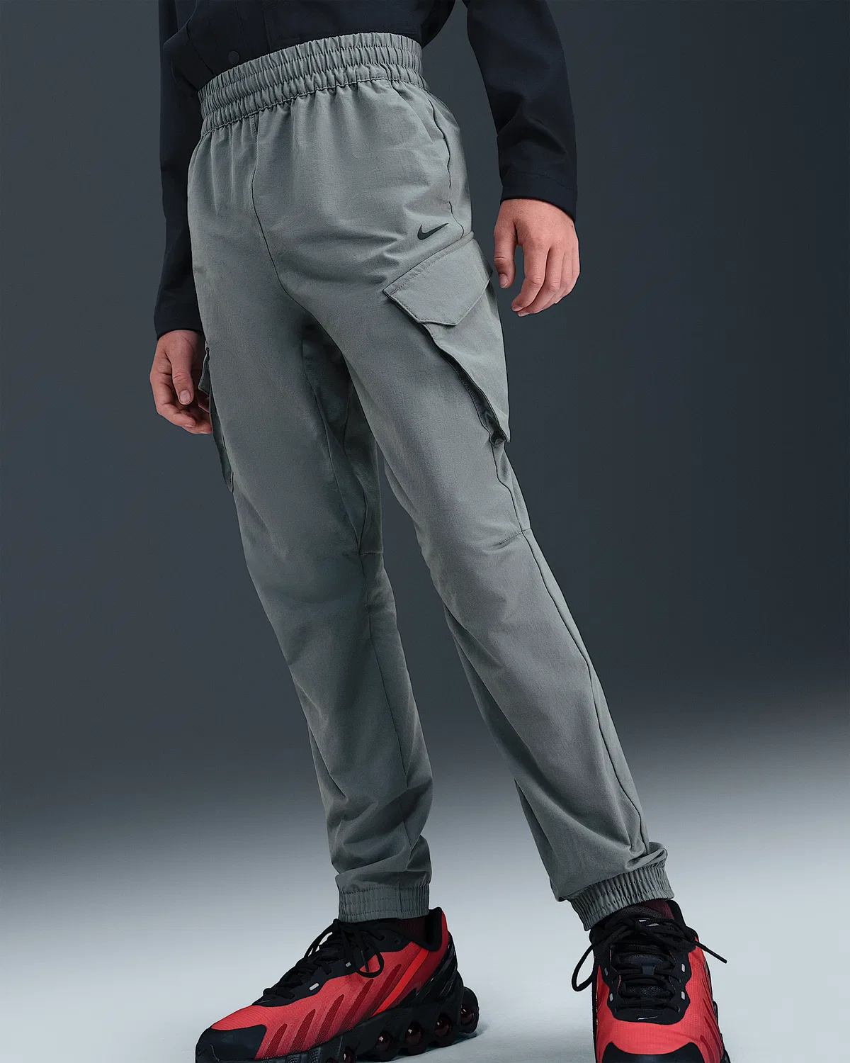Детские карго-штаны Nike Sportswear City Utility, Smoke Grey/Black — фото 4