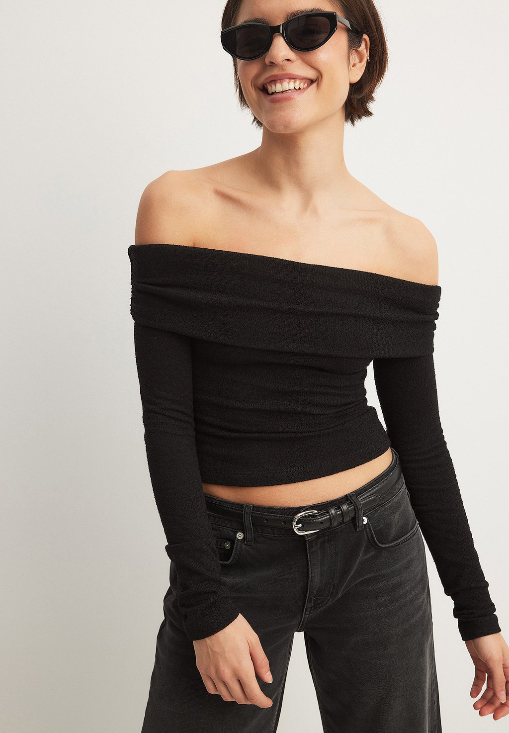 

Топ с длинными рукавами OFF SHOULDER NA-KD, черный