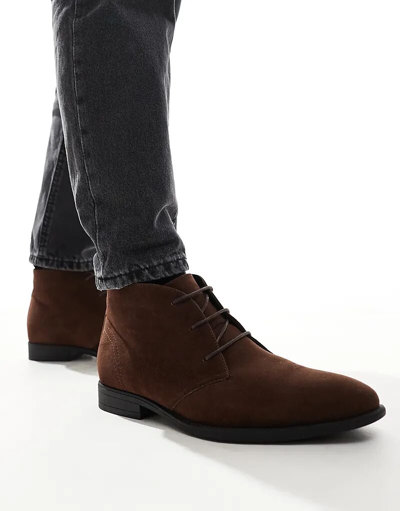 

Ботинки chukka на шнуровке коричневого цвета ASOS DESIGN