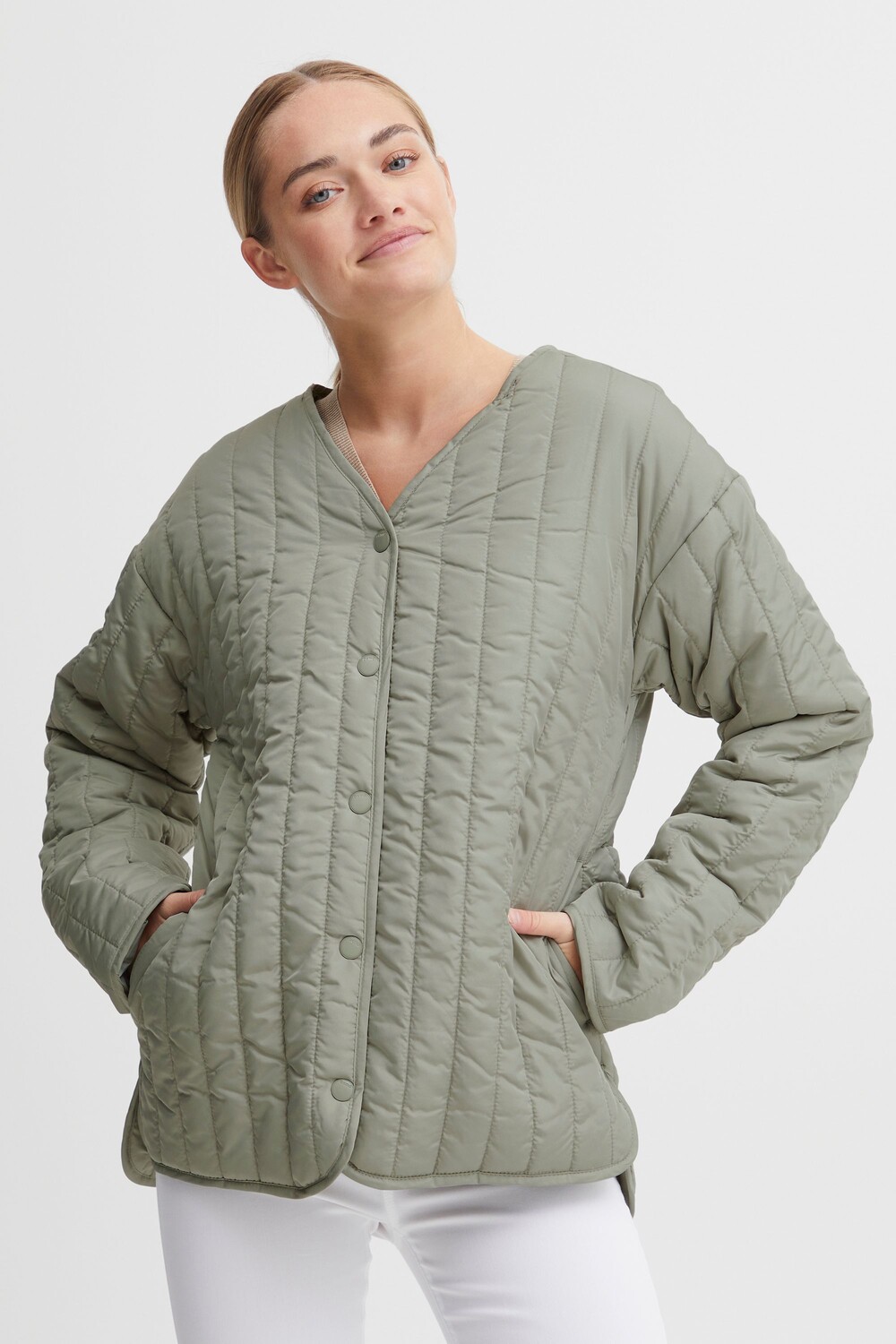 

Пуховик Oxmo Steppjacke OXSaggy 21800139 ME, зеленый