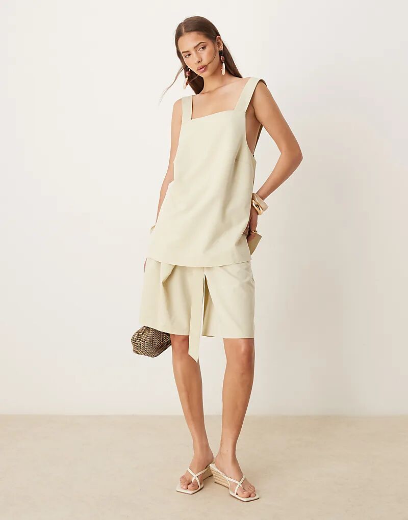 

Удлиненные шорты ASOS DESIGN в фисташковом цвете