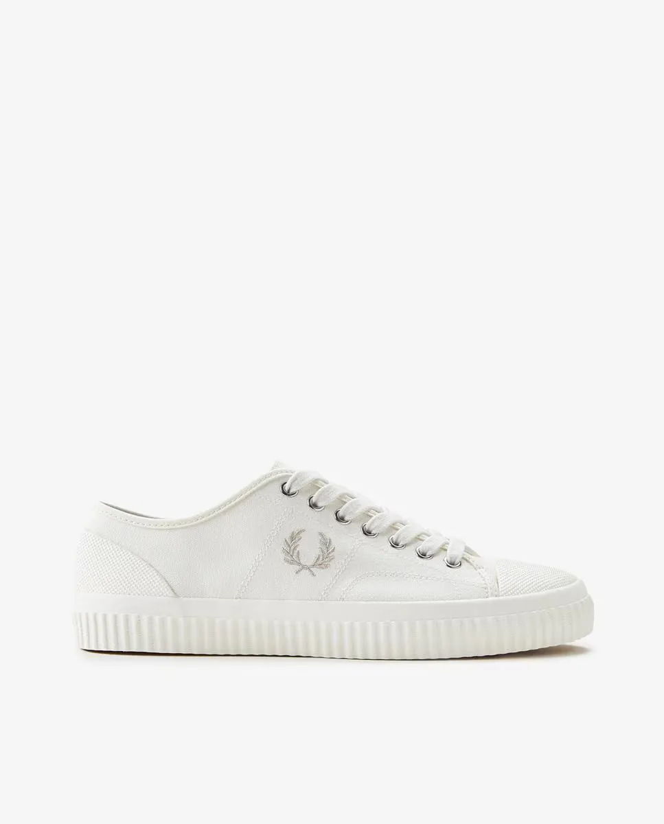 

Однотонные спортивные кроссовки унисекс на шнуровке Fred Perry, белый