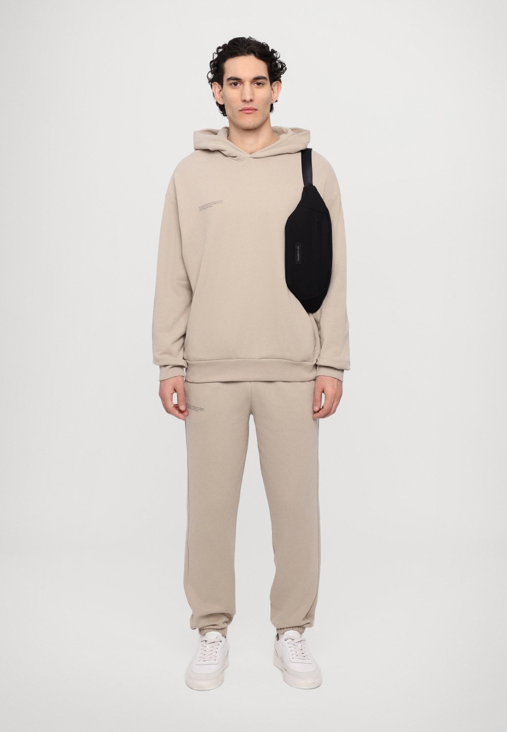

Толстовка с капюшоном MIDWEIGHT HOODIE UNISEX - Sweatshirt PANGAIA, серо-коричневый