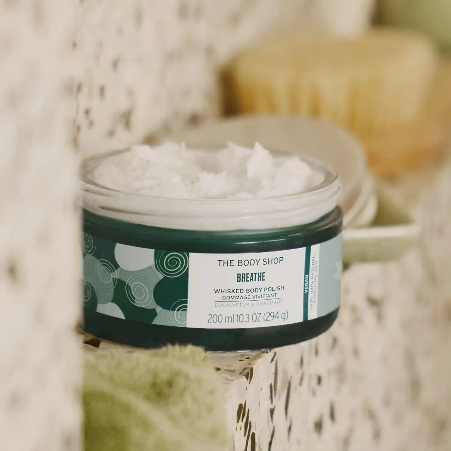 Скраб для тела Wellness Body Polish, эвкалипт и розмарин, THE BODY SHOP, 200 мл — фото 2