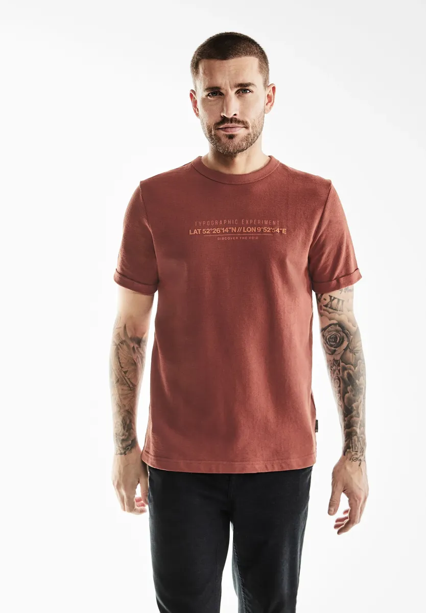 

STREET ONE MEN рубашка с круглым вырезом, с круглым вырезом, красный