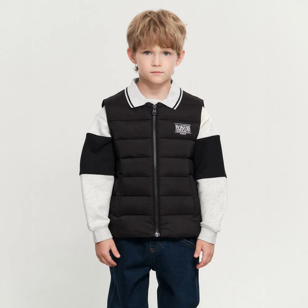 Детский базовый лёгкий пуховый жилет чёрный от Marithé Kids