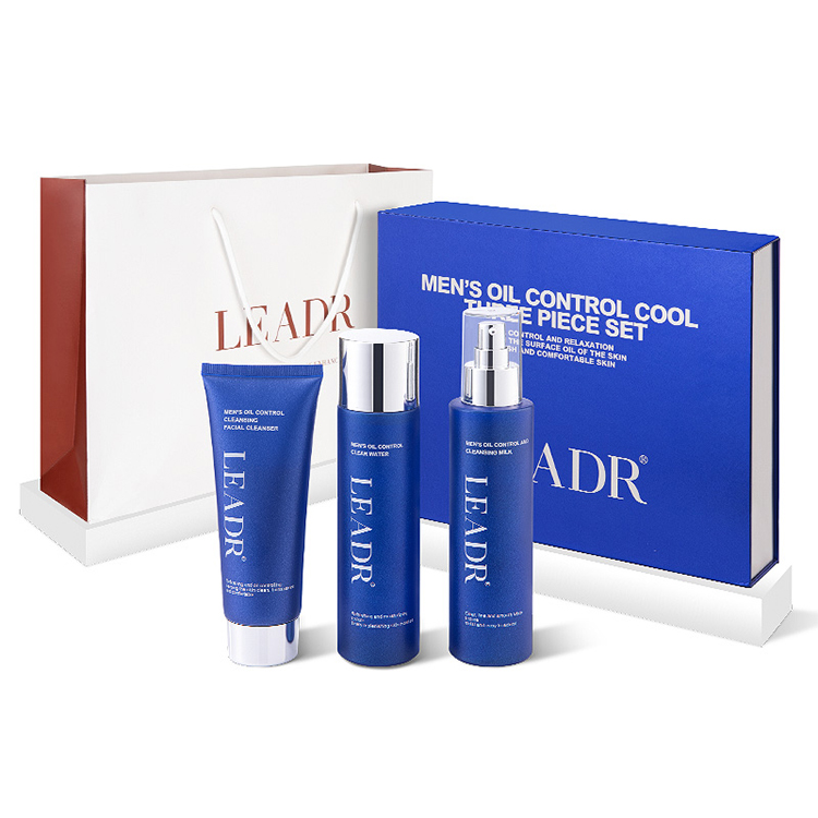 

Мужской набор для ухода за кожей против жирного блеска и освежения освежающий и контролирующий жирность комплект из трех предметов LEADR