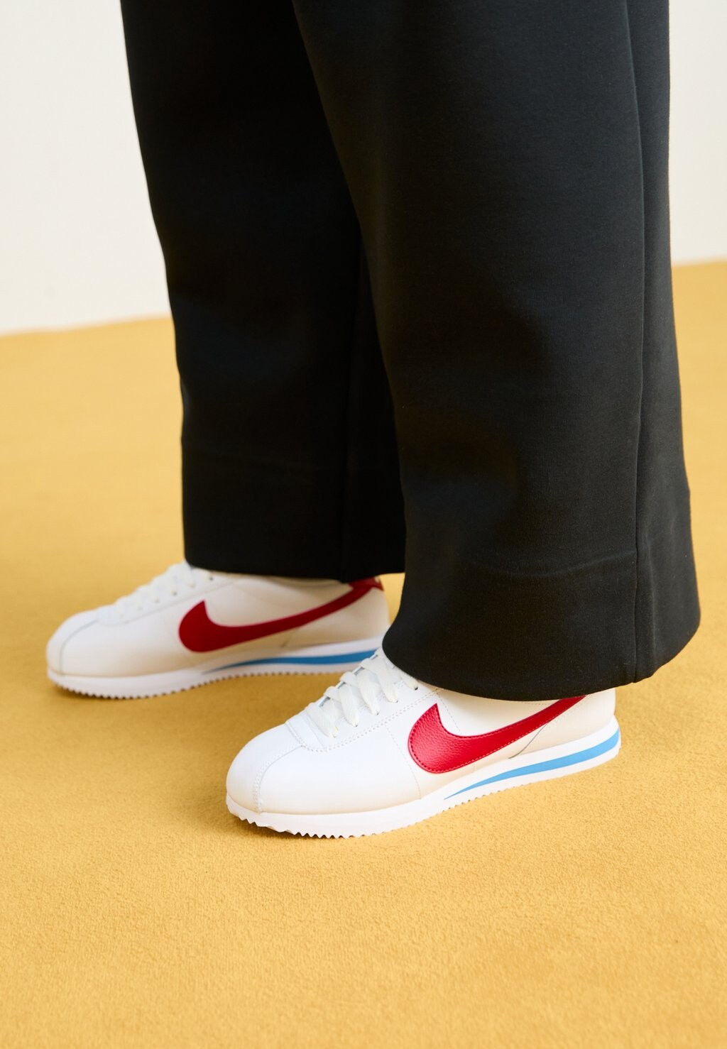Кроссовки CORTEZ Nike Sportswear, белый