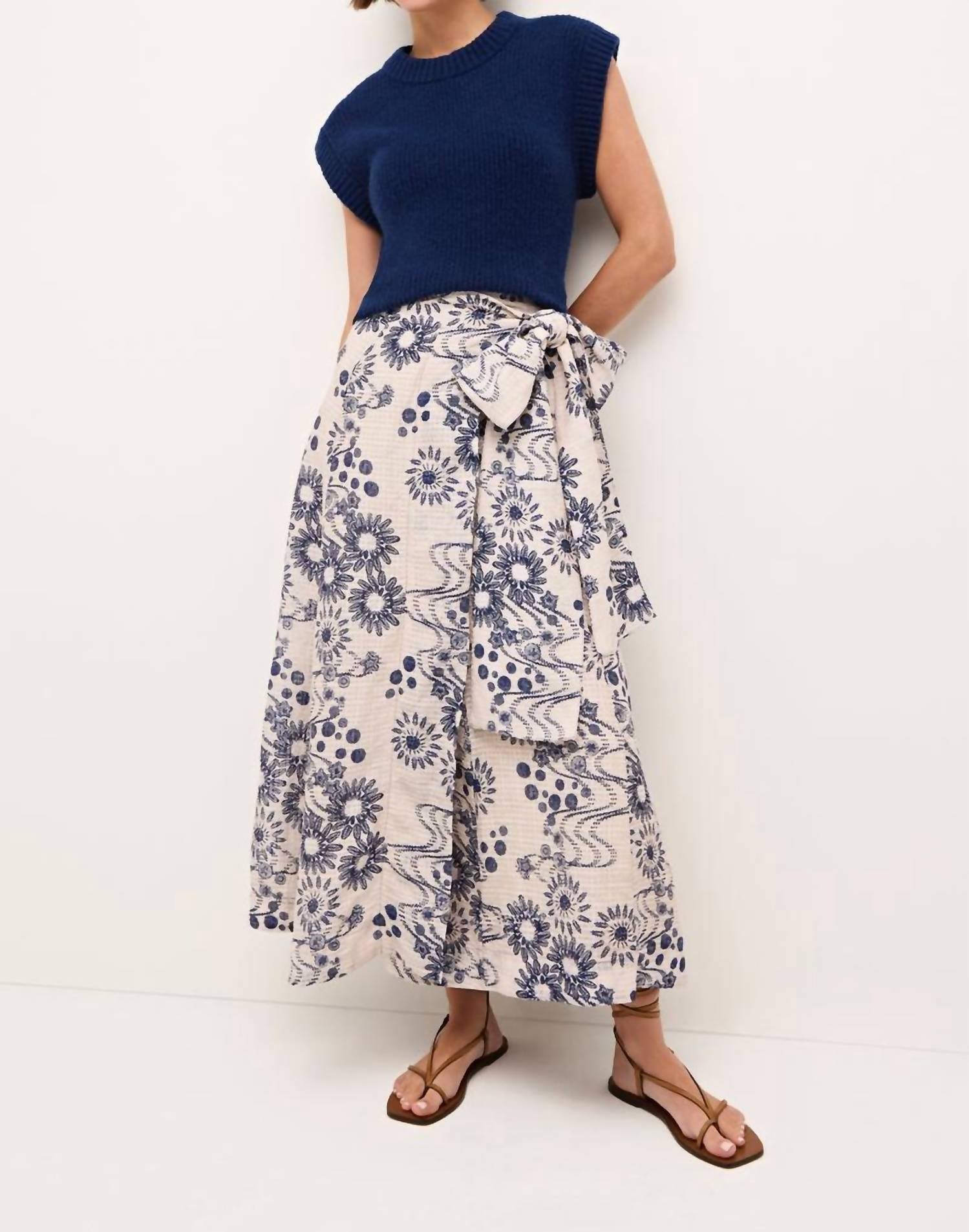 

Топ Belle Shelle в темно-синем цвете Marie Oliver