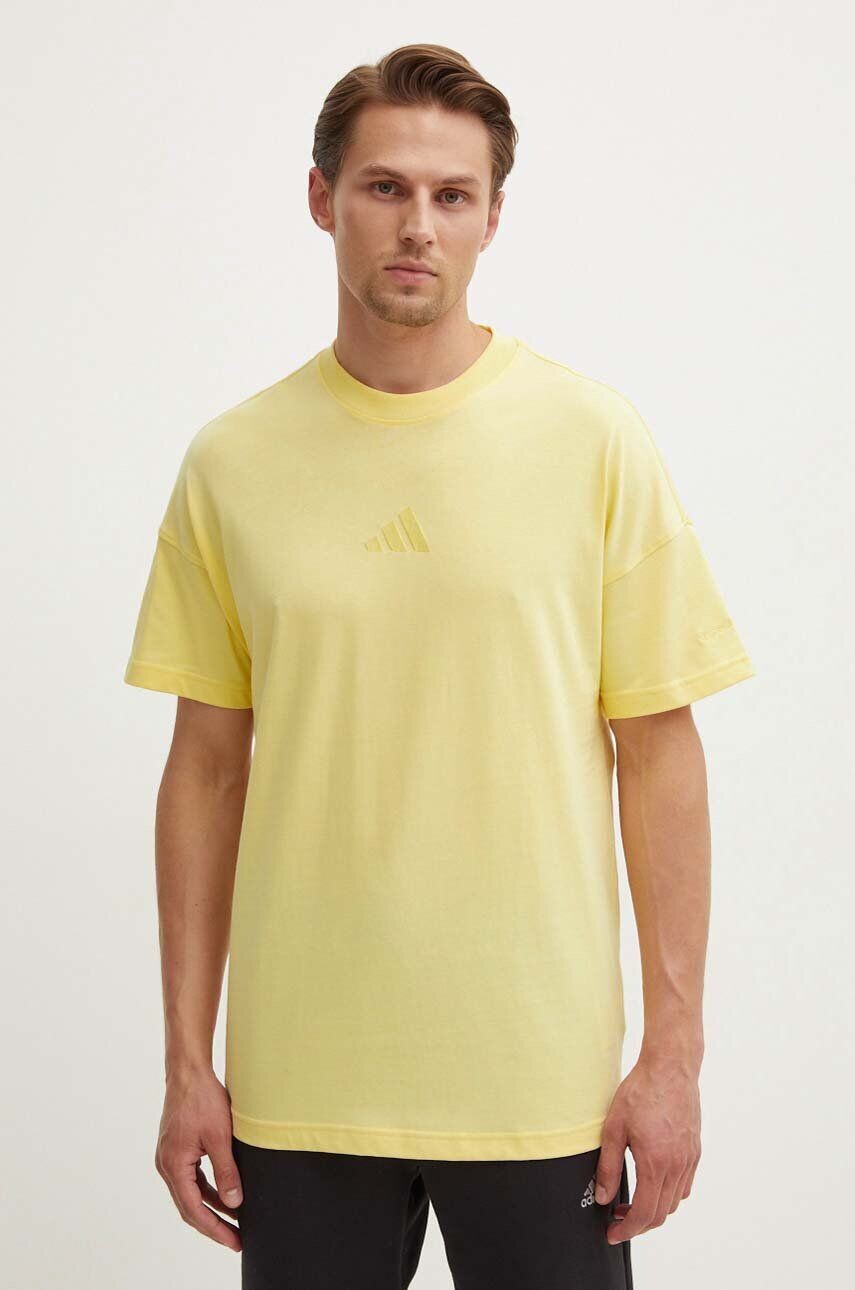 

Хлопковая футболка ALL SZN adidas, желтый