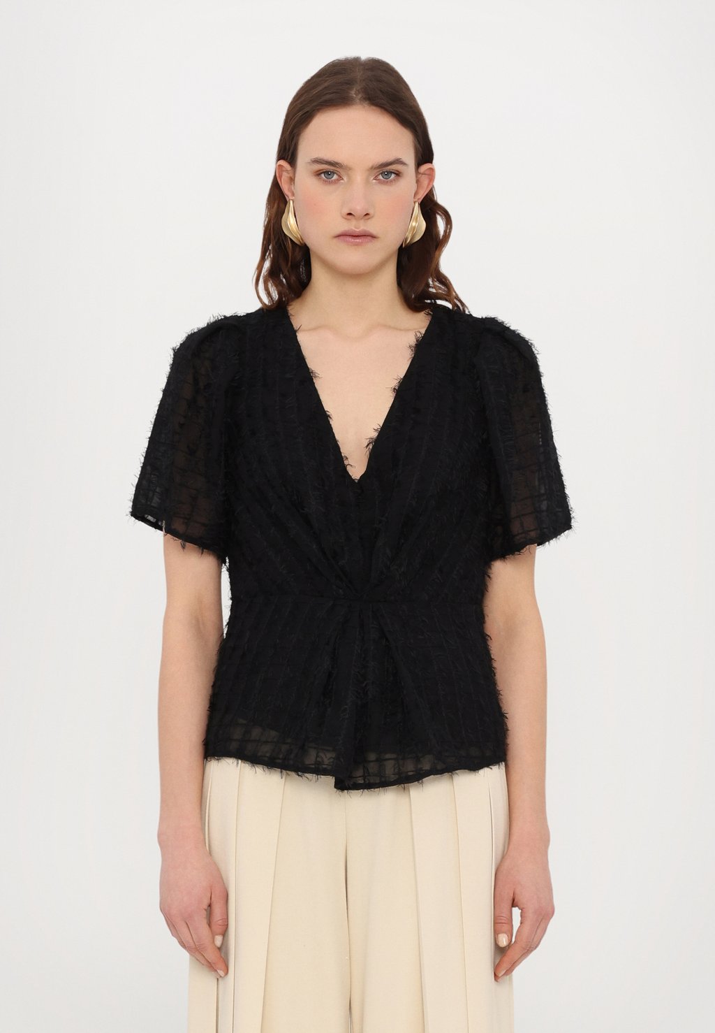 

Блуза ELLA Hofmann Copenhagen, черный