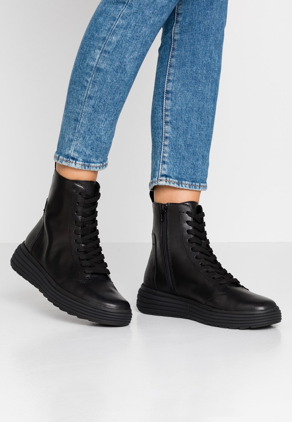 Ботильоны PHAOLAE - Platform ankle boots Geox, черный