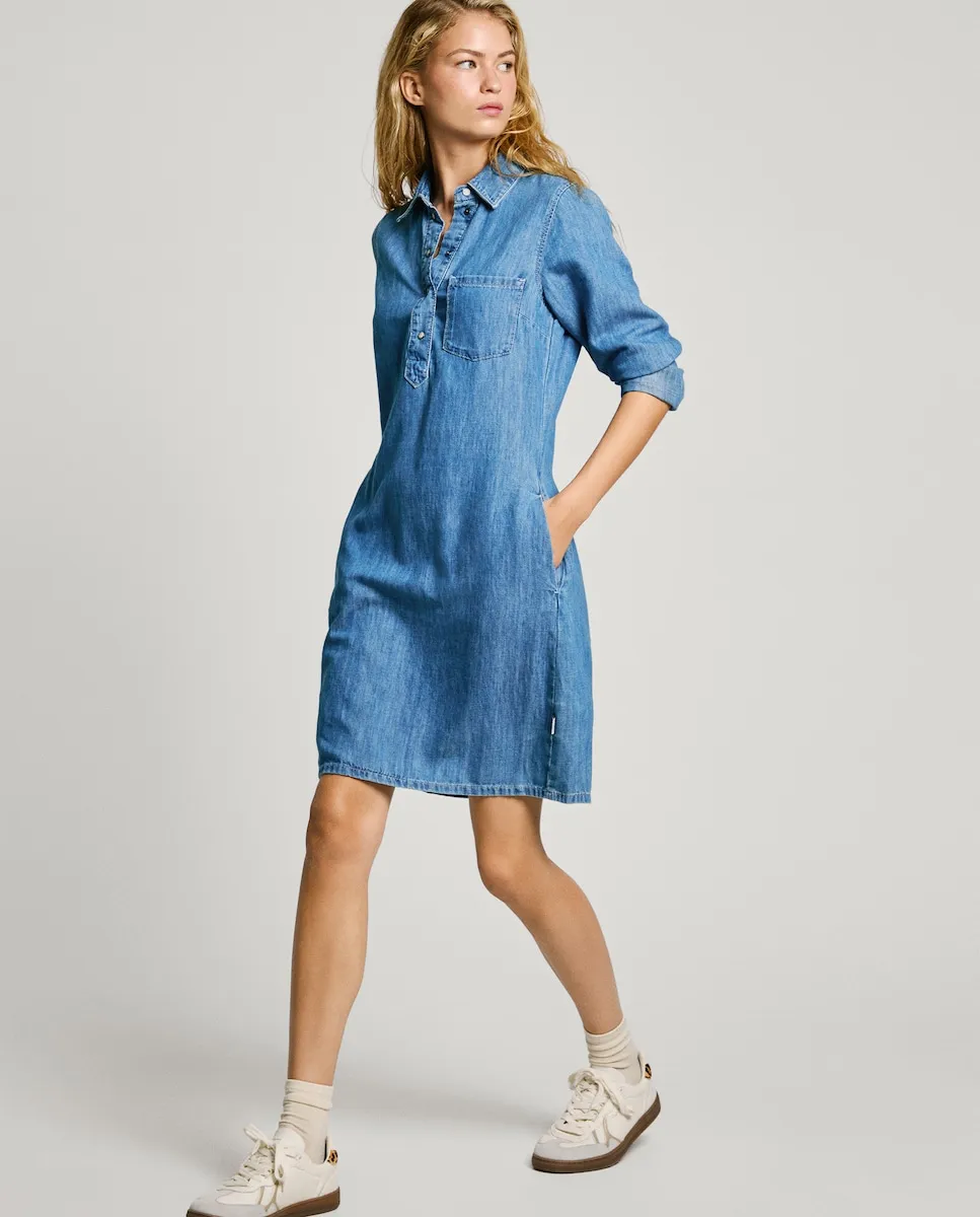 

Короткое джинсовое платье с полузастегивающейся планкой Pepe Jeans, синий