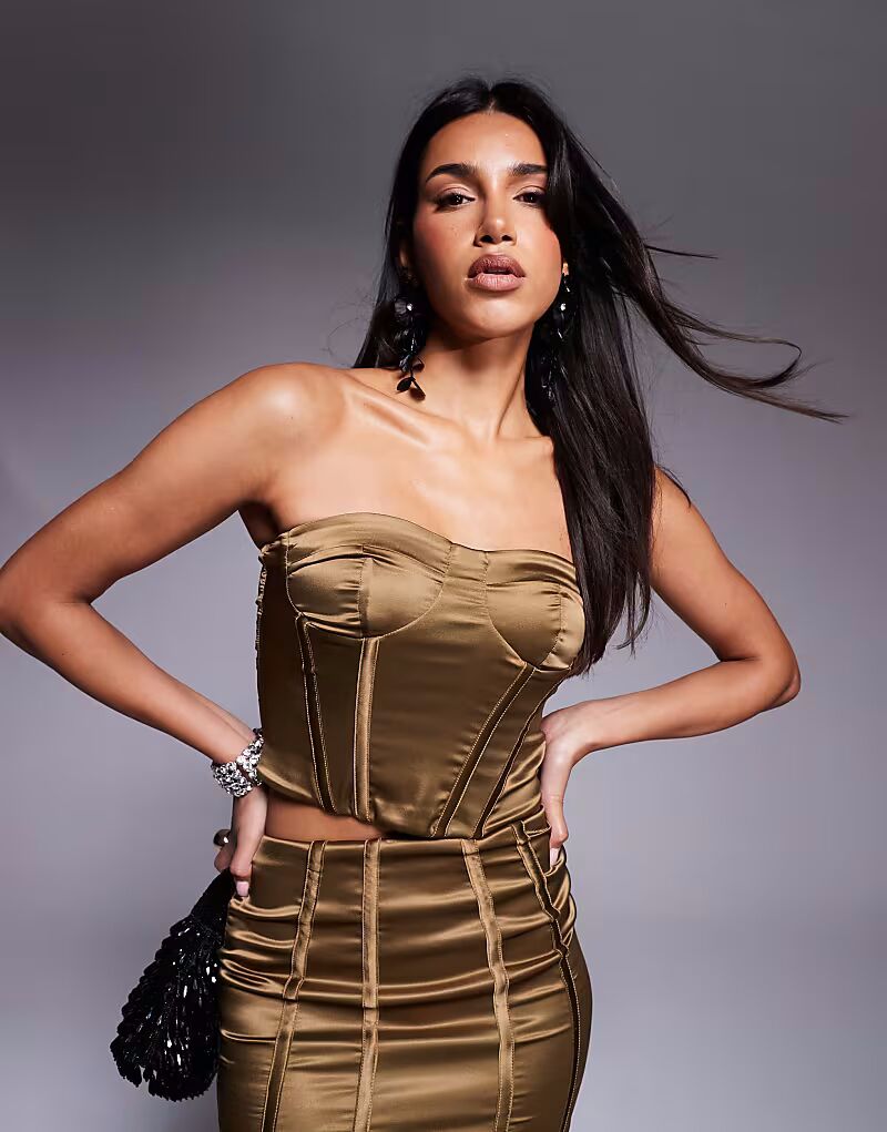 

Топ-корсет без бретелек из эластичного атласа ASOS DESIGN бронзового цвета