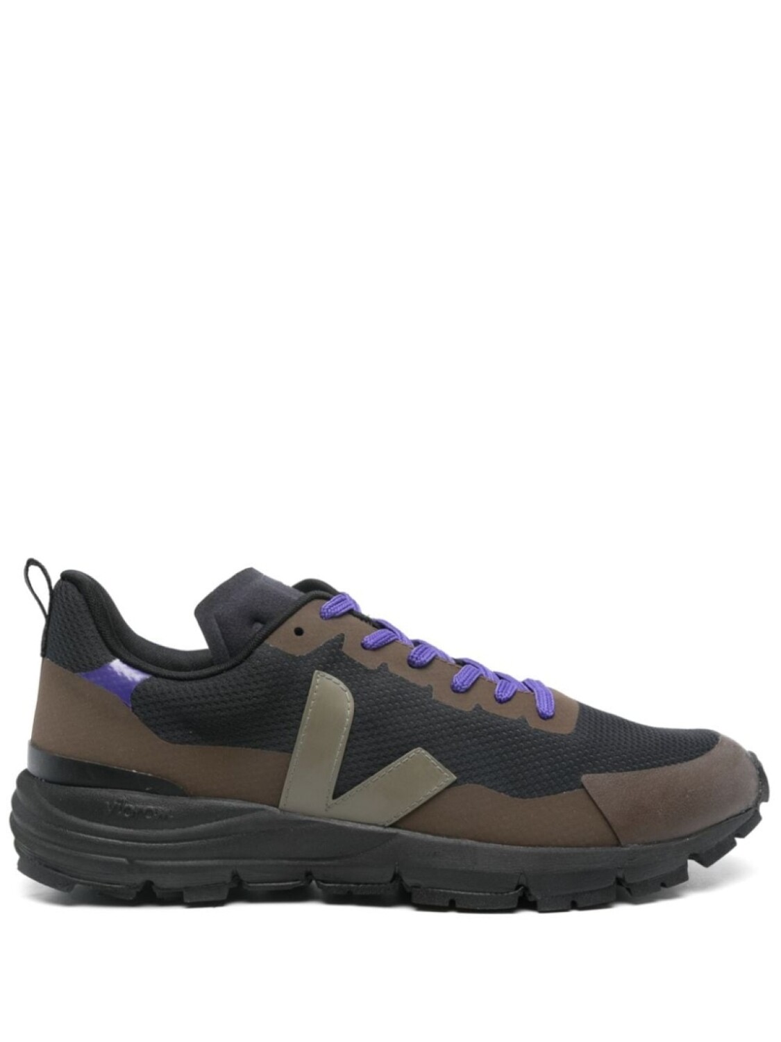 

VEJA кроссовки Dekkan из коллаборации с Vibram, черный
