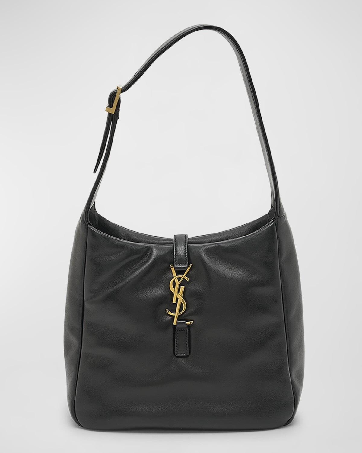 

Le 5 A 7 Маленькая кожаная сумка через плечо YSL с мягкой подкладкой Saint Laurent, цвет Black